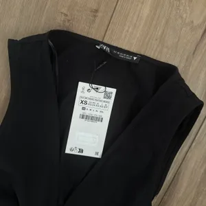 ZARA black vneck gabardine cut out midi dress thumbnail 5
