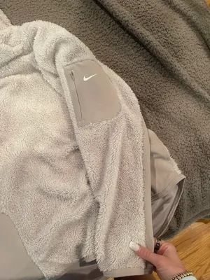 Nike Pullover thumbnail 2