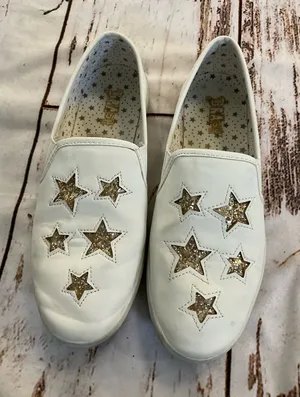 BRASH GOLD STAR‎ WHITE SLIP ONS thumbnail 1