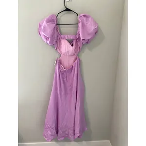New ASTR the Label Lilac Puff Sleeve Open Back Midi Dress Size M thumbnail 5