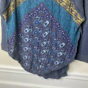 Free People blue oversized raw hem sweatshirt‎ XS thumbnail 4