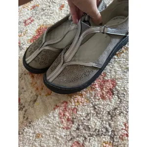 Jambu Creek Pewter Metallic Leather T-Strap Mary Jane Flats Women 7.5W J1CRE56 thumbnail 3