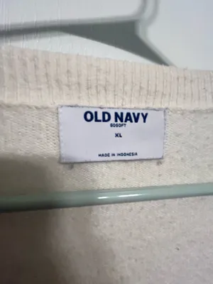 Old Navy Sweater thumbnail 3