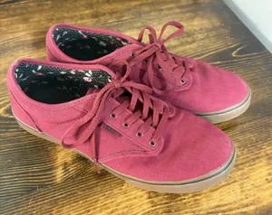 Vans Burgundy Sneakers‎ Size 8 thumbnail 1