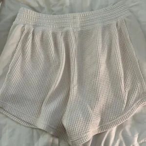 cream waffle knit shorts thumbnail 3