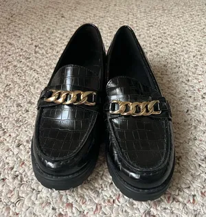 Old Navy Chunky Loafers thumbnail 1