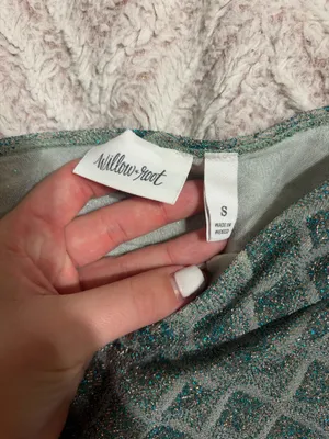 Willow + Root woman’s top thumbnail 2