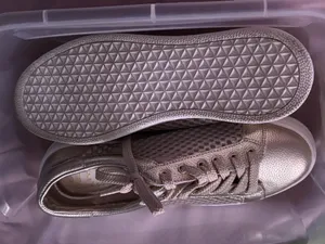 Steve Madden Sneakers wedge Sneakers lace up sz 7mettalic and white sole thumbnail 2