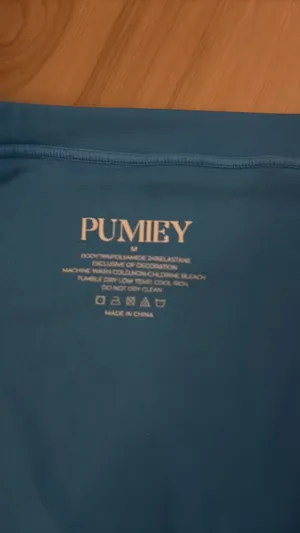 Pumiey Amazon Long Sleeve thumbnail 2
