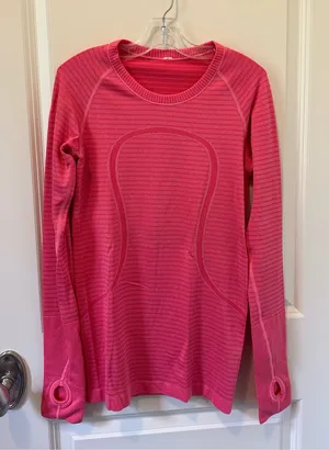 Lululemon swiftly tech long sleeve thumbnail 1