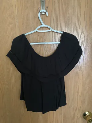 Hollister Off-the-Shoulder Tank Top thumbnail 1