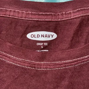 Old Navy Crop Top thumbnail 2