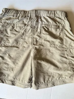 REI‎ Women's Khaki Cargo Shorts with Elastic Waist thumbnail 2