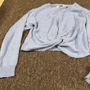 ASTR the label large‎ purple sweater thumbnail 4