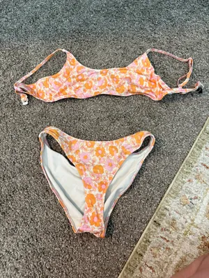 Triangl Bikini Set thumbnail 2