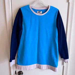 Womens Lands End Serious Sweats Blue/White Colorblock Sweatshirt Size M VGUC thumbnail 1