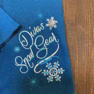 Divas Snow Gear Waffle Knit Henley Top Blue Snowflake Graphic Size M Thermal thumbnail 2