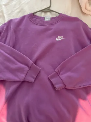 nike sweatshirt  thumbnail 1