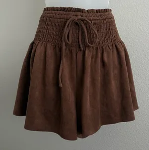 Mustard Seed Forest Fairy Coconut Girl Brown Faux Suede Smocked Waist Flare Shorts Size S thumbnail 1