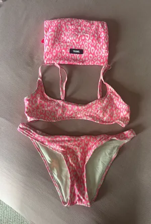 Triangl Bikini Set thumbnail 1