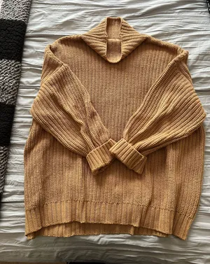 American Eagle Outfitters Turtleneck Sweater thumbnail 2