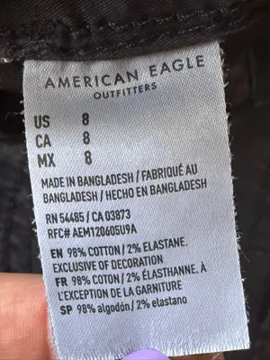 American Eagle Size 8 Black Stretch Cargo Utility Shorts Raw Hem thumbnail 3