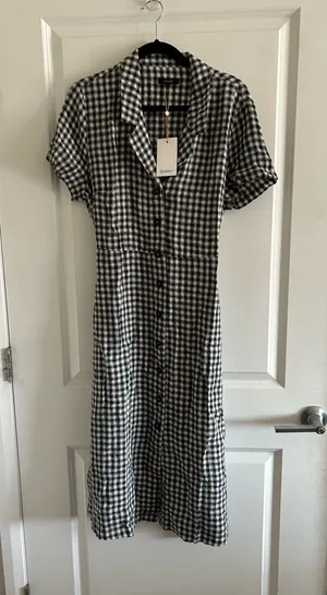 Quince Black and White Gingham Button-Front Midi Dress thumbnail 1