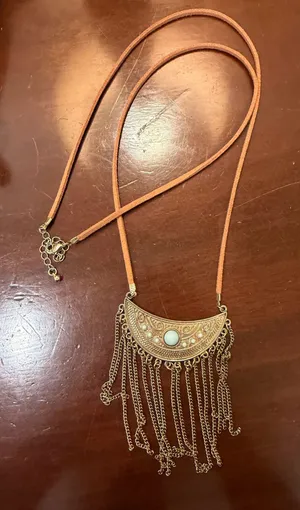 Western Necklace Boutique thumbnail 1