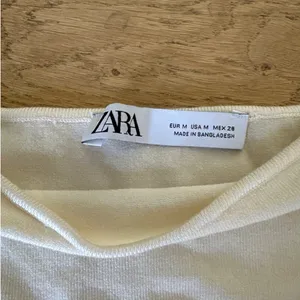 Zara - Sleeveless Cami & V Neck Cardigan Set in Cream thumbnail 5