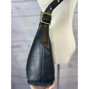 Vintage Coach Legacy Helen Duffle Bucket Bag 9953 Black Leather Shoulder Bag thumbnail 5