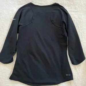 Nike 3/4 Sleeve Top thumbnail 2