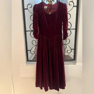 Laura Ashley Vintage Burgundy Velvet Dress 80sRomance Victorian Ralph Christmas thumbnail 2