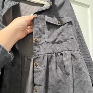 Pink Lily Gray Corded Corduroy Peplum Shacket Size Medium thumbnail 3