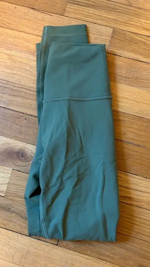 Lululemon Wunder Train High-Rise 25" thumbnail 1