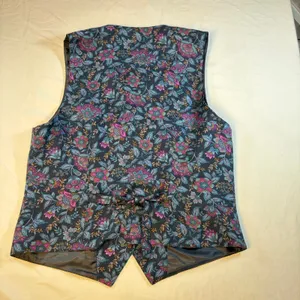 VTG Pendleton womens blue floral print button up vest. Size 6. grandmacore thumbnail 3