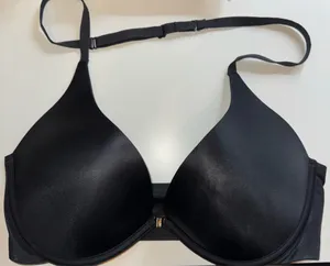 Victoria's Secret Bra thumbnail 1