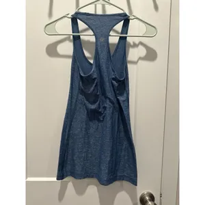 Women’s Heathered Blue Lululemon Scoop Neck Racerback Tank Top size 2 XSmall thumbnail 2
