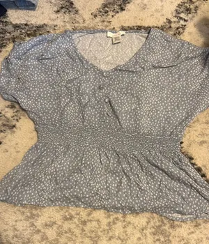 blue top Size M thumbnail 1