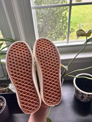 Vans Women’s Sneakers thumbnail 3