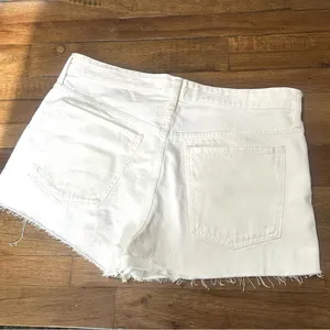 NWT Madewell Relaxed Denim Shorts in Tile White ND717 31 thumbnail 5