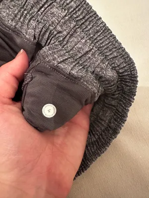 Lululemon Hotty Hot Shorts 2.5" thumbnail 4