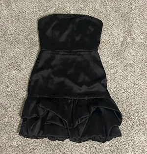 Strapless black Mini Dress thumbnail 1