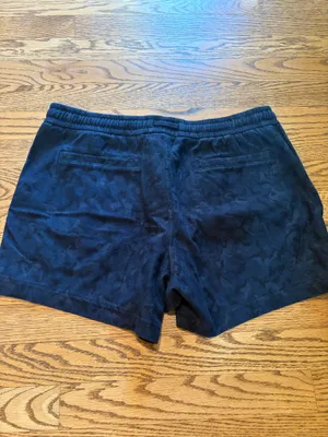 Athleta Farallon Shorts Dark Camo thumbnail 2
