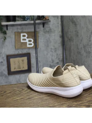 Danskin Womens Excite Slip On Lightweight Sneakers Natural Brown 10M thumbnail 2