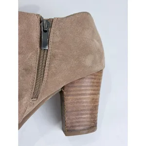Franco Sarto Taupe Suede Ankle Booties Block Heel Modern Classic‎ Size 8.5 thumbnail 11