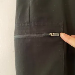 FIGS Black Zamora Jogger Scrub Pants Uniform Nurse Doctor Women's size XS thumbnail 8