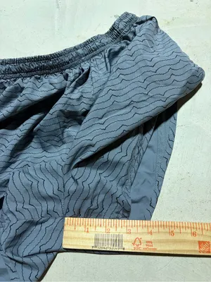 Nike Women's Grey Wavy pattern Running Shorts small thumbnail 7