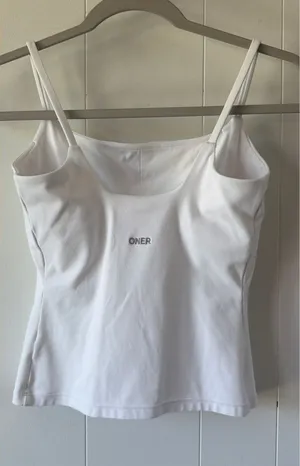 Oner Active SoftMotion Strappy Tank Built-In Bra White Size S thumbnail 1