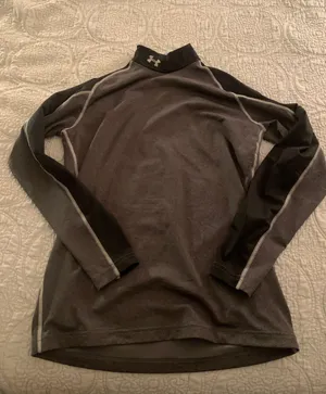 Under Armour Shirt thumbnail 1