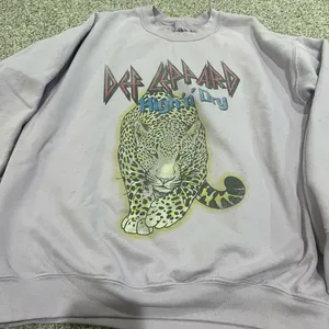 Urban outfitters thumbnail 2